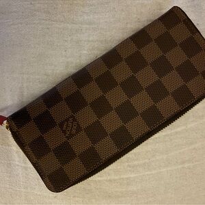 Lv clemence wallet